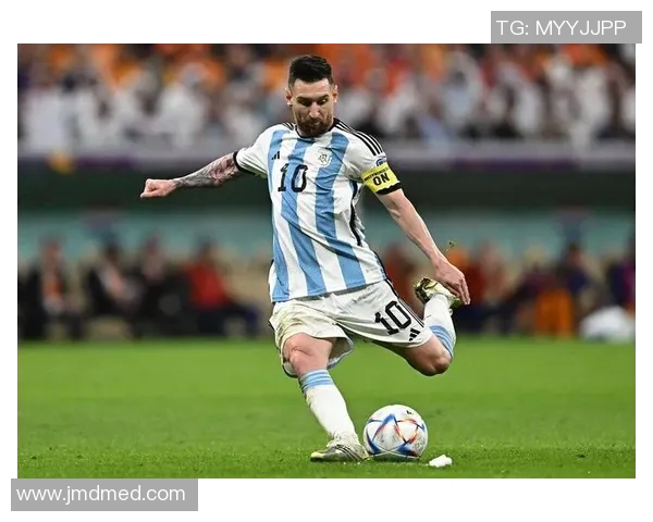 足球巨星更衣室幕后独家实拍 揭秘训练前后的真实一面